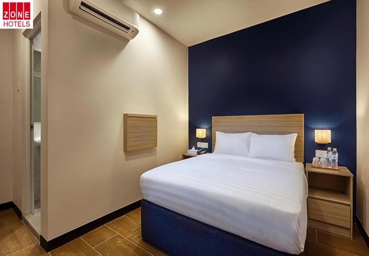 Zone Hotels, Telok Panglima Garang Teluk Panglima Garang Dış mekan fotoğraf