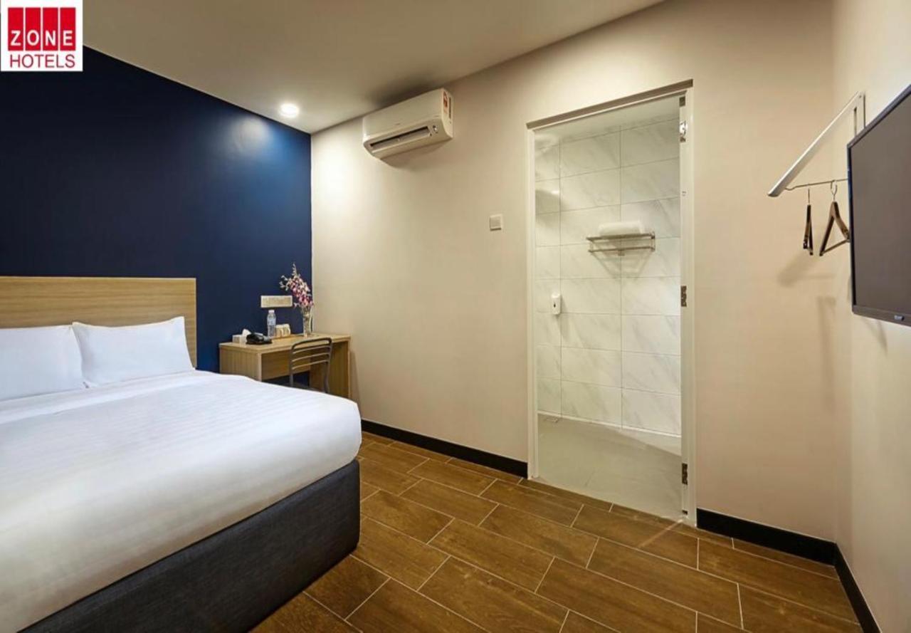 Zone Hotels, Telok Panglima Garang Teluk Panglima Garang Dış mekan fotoğraf