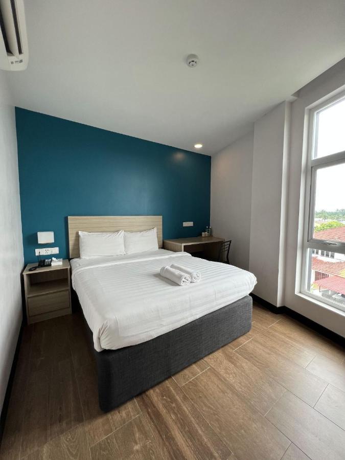Zone Hotels, Telok Panglima Garang Teluk Panglima Garang Dış mekan fotoğraf