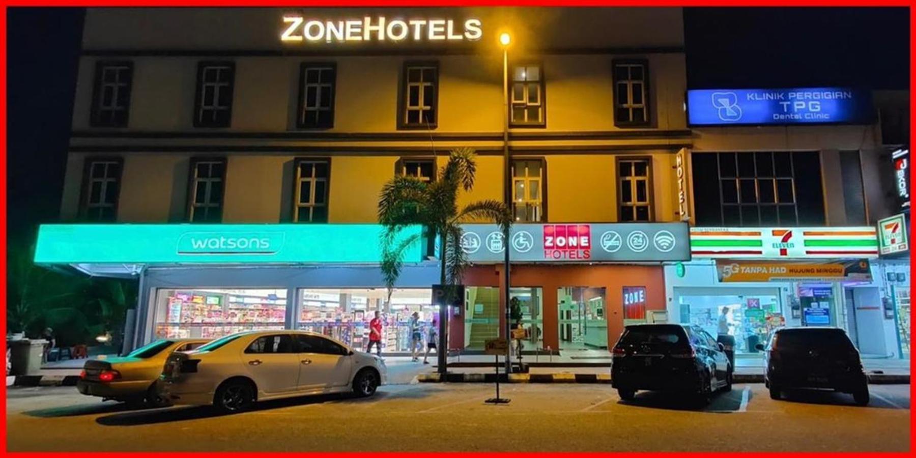 Zone Hotels, Telok Panglima Garang Teluk Panglima Garang Dış mekan fotoğraf